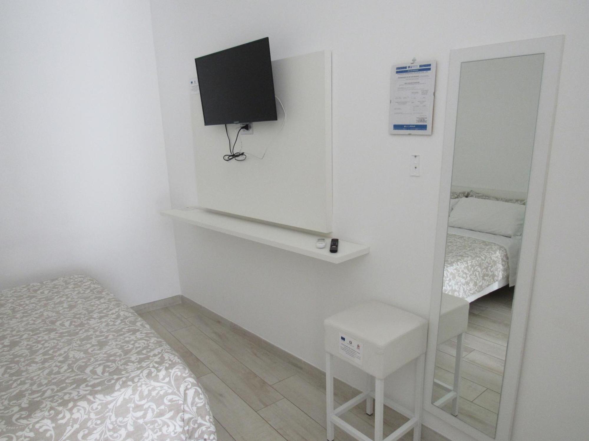 Vicolo Fiorito B&B Polignano a Mare Exterior foto
